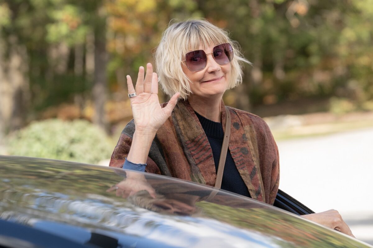 Interview Kerri KenneySilver on Keeping Anne Memorable and Central to(02)